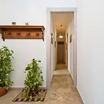 - - Sferracavallo Sul Mare Apartman Palermo