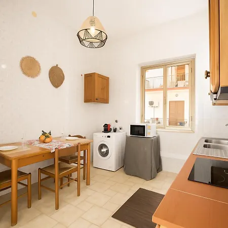 - - Sferracavallo Sul Mare * 巴勒莫