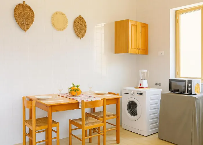 - - Sferracavallo Sul Mare *